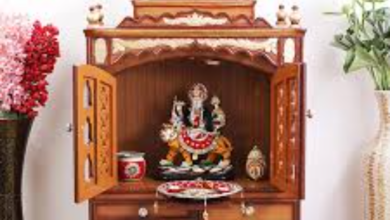 Photo of घर में लकड़ी के मंदिर रखने के लिए 5 वास्तु नियम: शुभता और समृद्धि के लिए