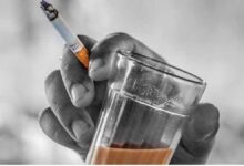 Photo of शोध : चाय के साथ सिगरेट पीने से इसोफेजियल कैंसर का रिस्क 30% तक बढ़ जाता