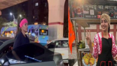 Photo of अब 75 लाख की कार में घूम रही दिल्ली में वड़ा पाव बेचने वाली लड़की