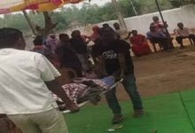 Photo of जशपुर में मतदान केंद्र में किडनी का मरीज मतदाता बेहोश होकर गिरा, अस्पताल में डॉक्टरों ने घोषित किया मृत