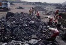 Photo of देश का कोयला आयात अप्रैल में 13 प्रतिशत बढ़कर 2.61 करोड़ टन पर